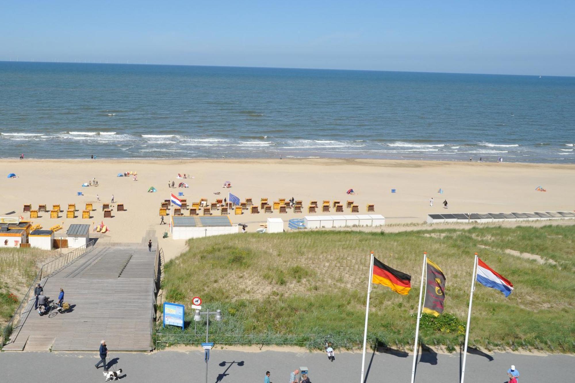 Strandhotel Golfzang Egmond aan Zee Exterior photo